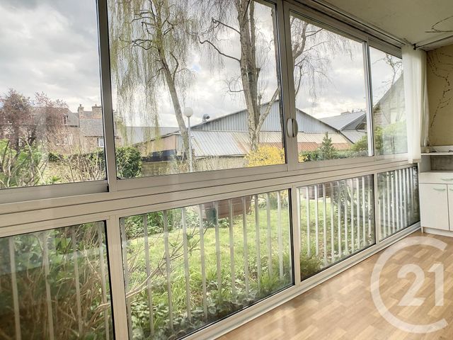 Appartement T3 &agrave; louer - 3 pi&egrave;ces - 60,22 m2 - Dinan - 22 - BRETAGNE