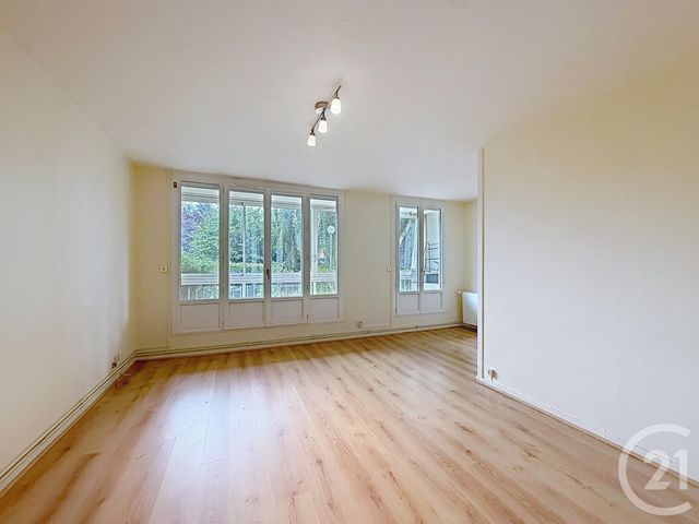 Appartement T3 &agrave; louer - 3 pi&egrave;ces - 60,22 m2 - Dinan - 22 - BRETAGNE
