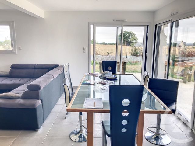 Maison &agrave; louer - 5 pi&egrave;ces - 109,70 m2 - Lehon - 22 - BRETAGNE
