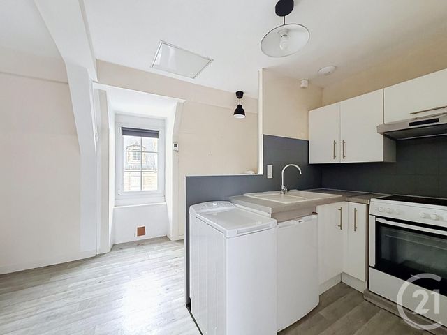 Appartement Studio &agrave; vendre - 1 pi&egrave;ce - 25,64 m2 - Dinan - 22 - BRETAGNE