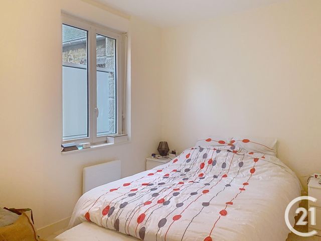 Appartement F2 &agrave; louer - 2 pi&egrave;ces - 43 m2 - Dinan - 22 - BRETAGNE