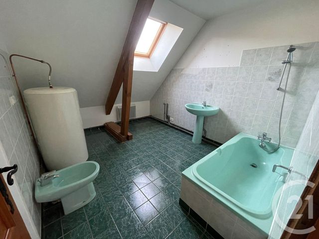 Appartement F3 &agrave; louer - 3 pi&egrave;ces - 75 m2 - Vandoncourt - 25 - FRANCHE-COMTE