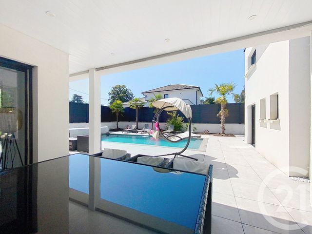 Maison à vendre - 7 pièces - 212,50 m2 - Audincourt - 25 - FRANCHE-COMTE