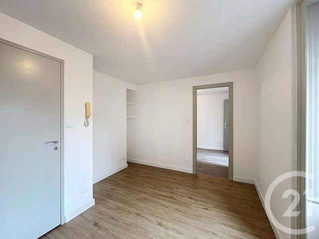 Appartement F2 à louer - 2 pièces - 25 m2 - Fesches Le Chatel - 25 - FRANCHE-COMTE