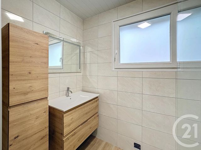 Appartement F4 à louer - 4 pièces - 76 m2 - Valentigney - 25 - FRANCHE-COMTE