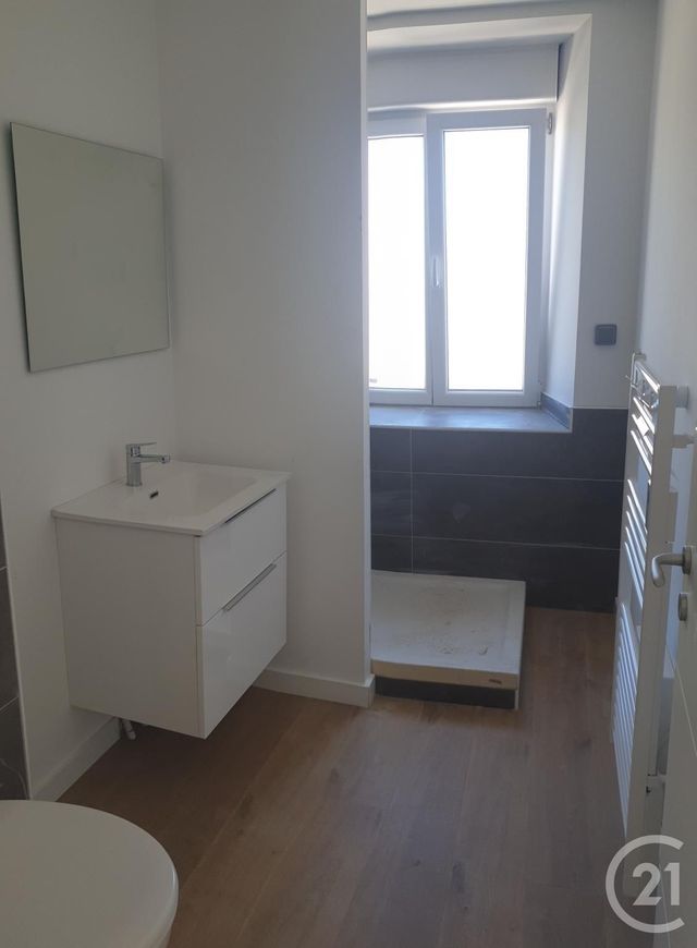 Appartement F2 à louer - 2 pièces - 39,67 m2 - Bondeval - 25 - FRANCHE-COMTE