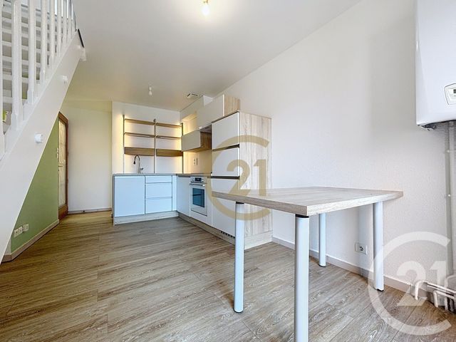 Appartement Duplex à louer - 2 pièces - 27,85 m2 - Beaucourt - 90 - FRANCHE-COMTE