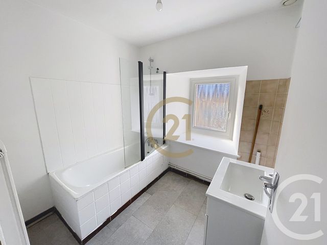 Appartement F4 à louer - 4 pièces - 89,60 m2 - Herimoncourt - 25 - FRANCHE-COMTE