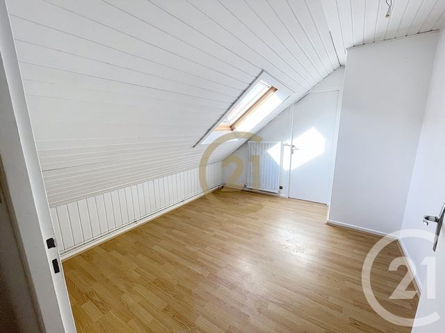 Appartement F4 à louer - 4 pièces - 89,60 m2 - Herimoncourt - 25 - FRANCHE-COMTE