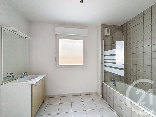 Appartement F4 &agrave; vendre - 4 pi&egrave;ces - 73,20 m2 - Montbeliard - 25 - FRANCHE-COMTE