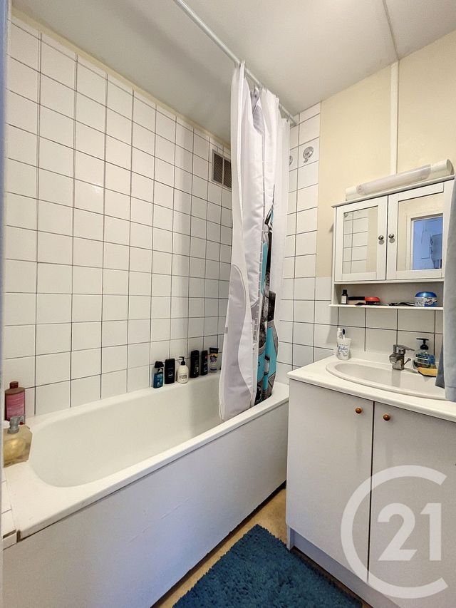 Appartement F2 &agrave; vendre - 2 pi&egrave;ces - 44,40 m2 - Grand Charmont - 25 - FRANCHE-COMTE