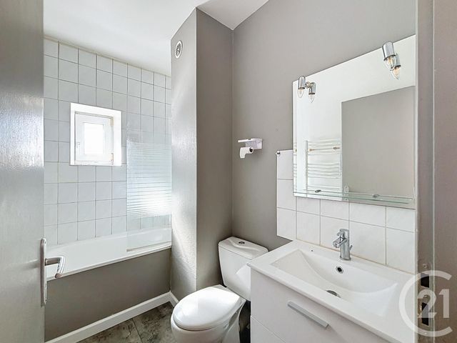 Appartement F1 à louer - 1 pièce - 26 m2 - Audincourt - 25 - FRANCHE-COMTE