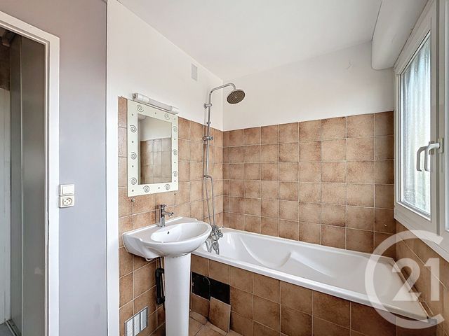 Appartement F4 à louer - 4 pièces - 75,03 m2 - Seloncourt - 25 - FRANCHE-COMTE