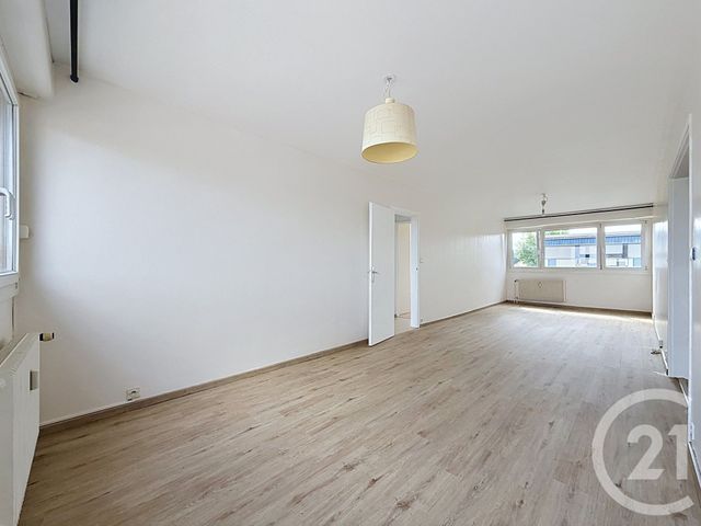 Appartement F4 &agrave; louer - 4 pi&egrave;ces - 75,03 m2 - Seloncourt - 25 - FRANCHE-COMTE
