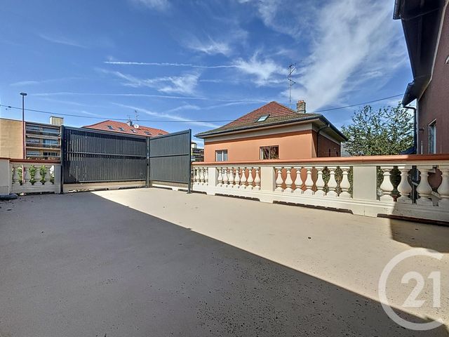 Appartement F4 à louer - 4 pièces - 88,06 m2 - Belfort - 90 - FRANCHE-COMTE