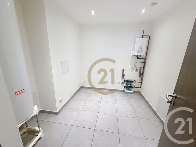 Appartement F3 &agrave; louer - 3 pi&egrave;ces - 63,89 m2 - Seloncourt - 25 - FRANCHE-COMTE