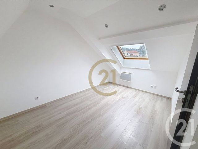 Appartement F3 &agrave; louer - 3 pi&egrave;ces - 63,89 m2 - Seloncourt - 25 - FRANCHE-COMTE