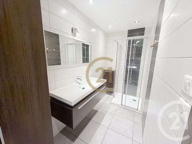 Appartement F3 &agrave; louer - 3 pi&egrave;ces - 63,89 m2 - Seloncourt - 25 - FRANCHE-COMTE