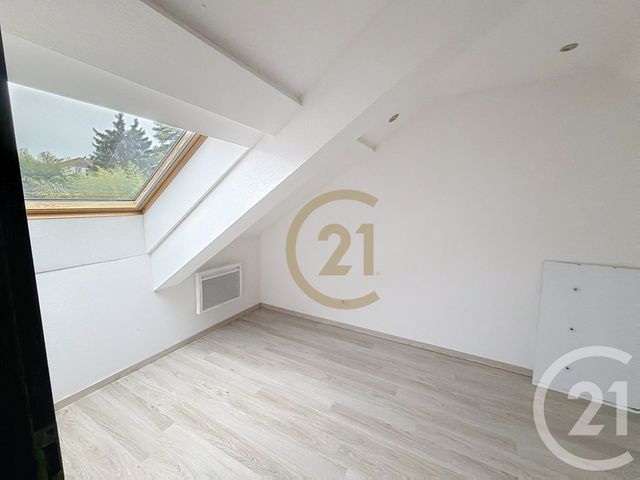Appartement F3 &agrave; louer - 3 pi&egrave;ces - 63,89 m2 - Seloncourt - 25 - FRANCHE-COMTE