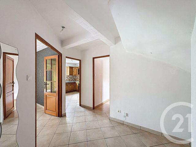 Appartement F3 &agrave; louer - 3 pi&egrave;ces - 88,25 m2 - Audincourt - 25 - FRANCHE-COMTE