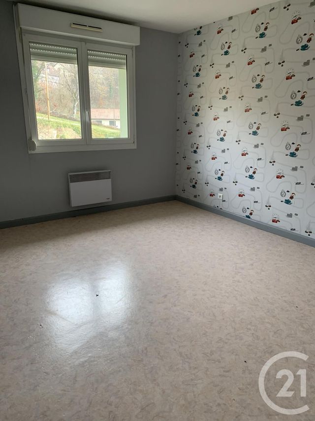 Appartement Duplex &agrave; louer - 5 pi&egrave;ces - 110 m2 - Vandoncourt - 25 - FRANCHE-COMTE