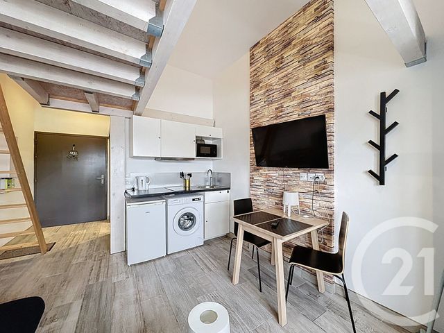 Appartement F1 &agrave; louer - 1 pi&egrave;ce - 19,30 m2 - Montbeliard - 25 - FRANCHE-COMTE