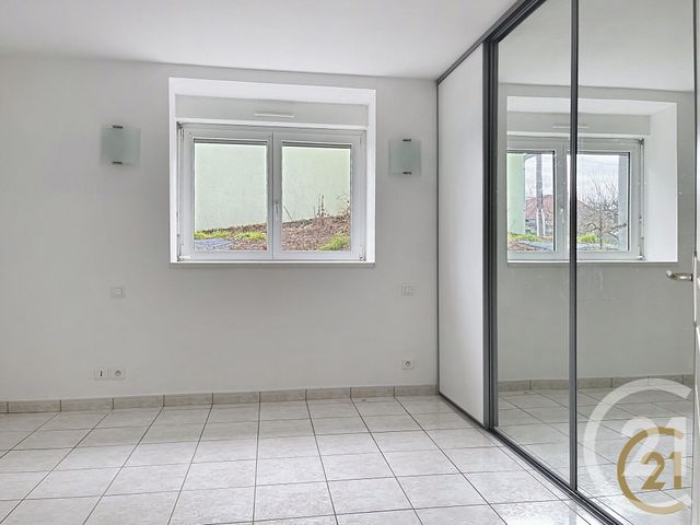Appartement F2 &agrave; louer - 2 pi&egrave;ces - 41,17 m2 - Bondeval - 25 - FRANCHE-COMTE