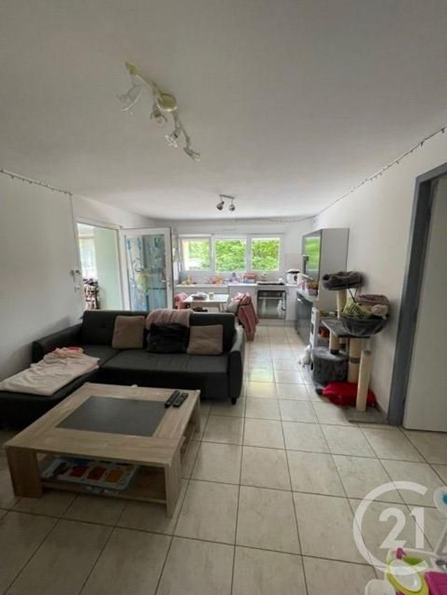 Appartement F3 &agrave; louer - 3 pi&egrave;ces - 76,57 m2 - Audincourt - 25 - FRANCHE-COMTE
