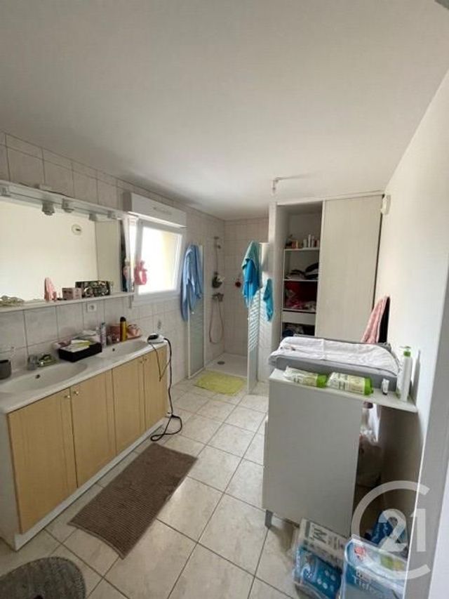 Appartement F3 &agrave; louer - 3 pi&egrave;ces - 76,57 m2 - Audincourt - 25 - FRANCHE-COMTE