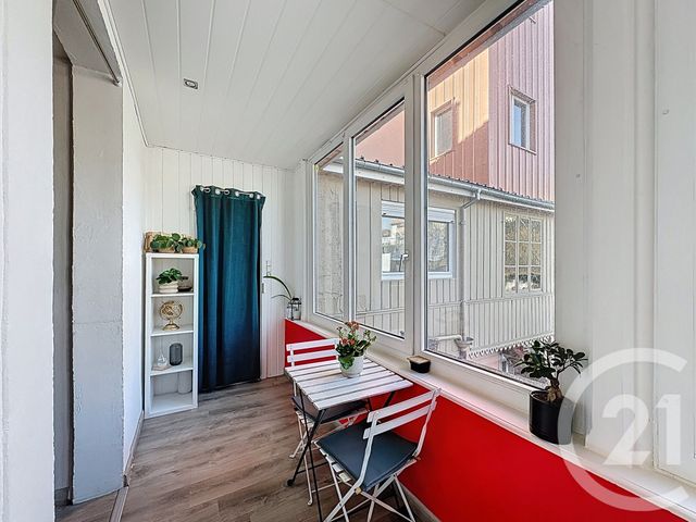 Appartement F4 &agrave; louer - 4 pi&egrave;ces - 85,20 m2 - Delle - 90 - FRANCHE-COMTE