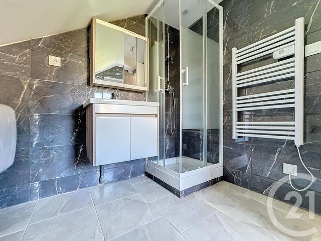 Appartement F3 &agrave; louer - 3 pi&egrave;ces - 41,24 m2 - Herimoncourt - 25 - FRANCHE-COMTE