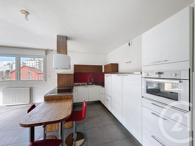 Appartement F3 &agrave; louer - 3 pi&egrave;ces - 62,40 m2 - Audincourt - 25 - FRANCHE-COMTE