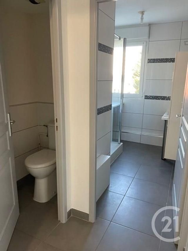 Appartement F3 &agrave; louer - 3 pi&egrave;ces - 62,40 m2 - Audincourt - 25 - FRANCHE-COMTE