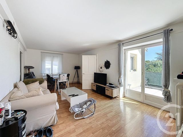 Appartement F3 &agrave; louer - 3 pi&egrave;ces - 77,20 m2 - Audincourt - 25 - FRANCHE-COMTE