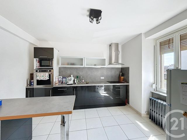 Appartement F3 &agrave; louer - 3 pi&egrave;ces - 77,20 m2 - Audincourt - 25 - FRANCHE-COMTE