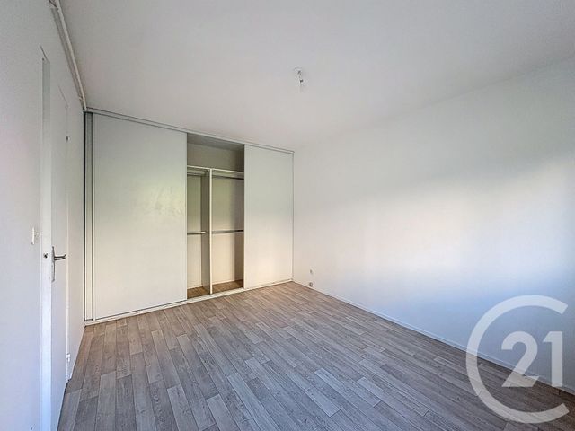 Appartement F3 &agrave; louer - 3 pi&egrave;ces - 73,74 m2 - Montbeliard - 25 - FRANCHE-COMTE