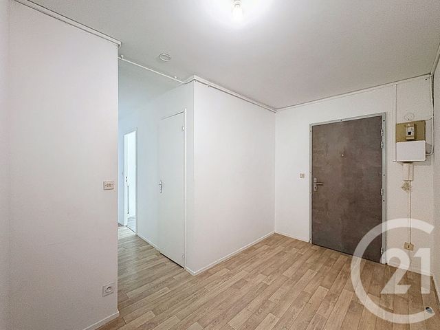 Appartement F3 &agrave; louer - 3 pi&egrave;ces - 73,74 m2 - Montbeliard - 25 - FRANCHE-COMTE