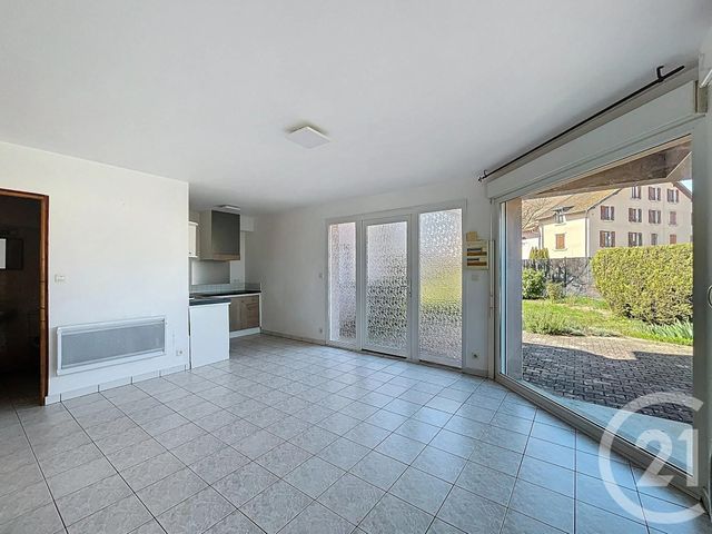 Appartement F3 &agrave; louer - 3 pi&egrave;ces - 46,25 m2 - Mathay - 25 - FRANCHE-COMTE