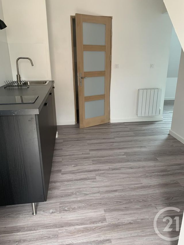 Appartement F1 &agrave; louer - 1 pi&egrave;ce - 22,82 m2 - Valentigney - 25 - FRANCHE-COMTE