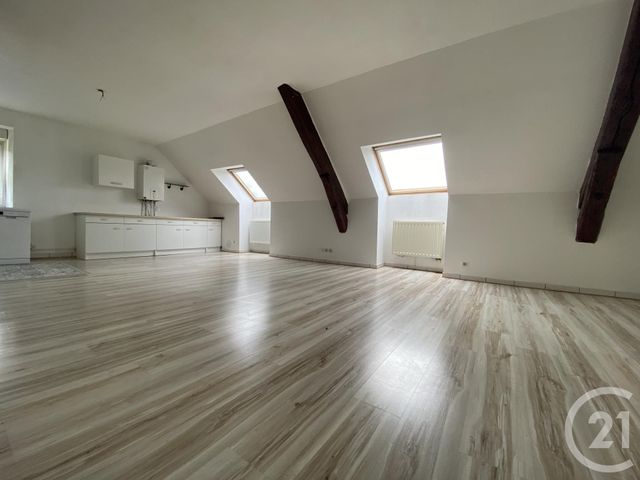 Appartement F5 &agrave; louer - 5 pi&egrave;ces - 82,82 m2 - Voujeaucourt - 25 - FRANCHE-COMTE