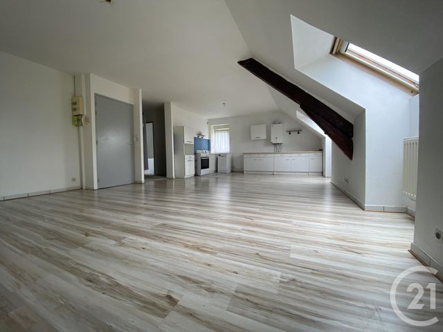 Appartement F5 &agrave; louer - 5 pi&egrave;ces - 82,82 m2 - Voujeaucourt - 25 - FRANCHE-COMTE
