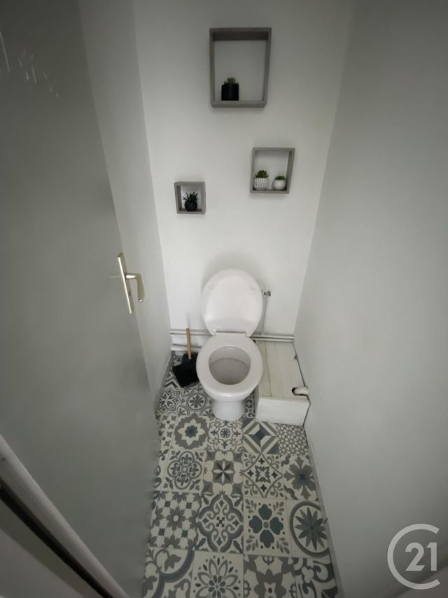 Appartement F5 &agrave; louer - 5 pi&egrave;ces - 82,82 m2 - Voujeaucourt - 25 - FRANCHE-COMTE