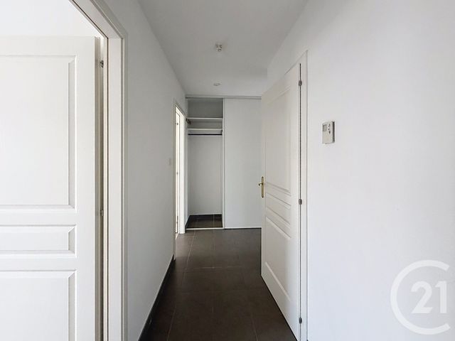 Appartement F3 &agrave; louer - 3 pi&egrave;ces - 65 m2 - Montbeliard - 25 - FRANCHE-COMTE
