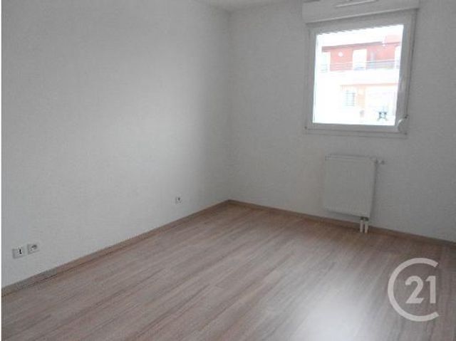 Appartement F3 &agrave; louer - 3 pi&egrave;ces - 65 m2 - Montbeliard - 25 - FRANCHE-COMTE