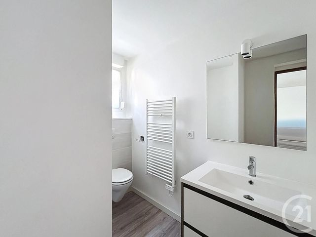 Appartement F1 &agrave; louer - 1 pi&egrave;ce - 25,20 m2 - Valentigney - 25 - FRANCHE-COMTE