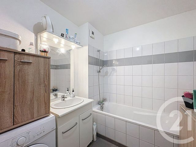 Appartement F6 &agrave; louer - 6 pi&egrave;ces - 105,68 m2 - Audincourt - 25 - FRANCHE-COMTE