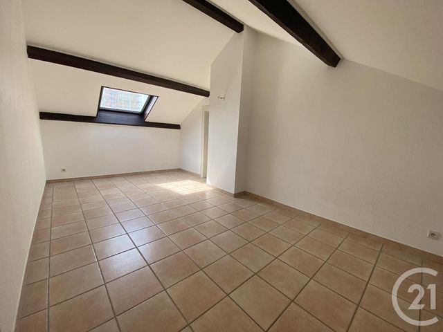 Appartement F5 &agrave; louer - 5 pi&egrave;ces - 105,22 m2 - Sochaux - 25 - FRANCHE-COMTE