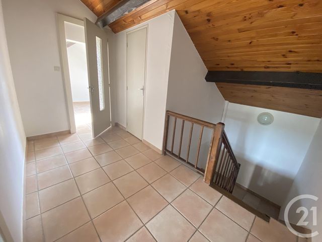Appartement F5 &agrave; louer - 5 pi&egrave;ces - 105,22 m2 - Sochaux - 25 - FRANCHE-COMTE