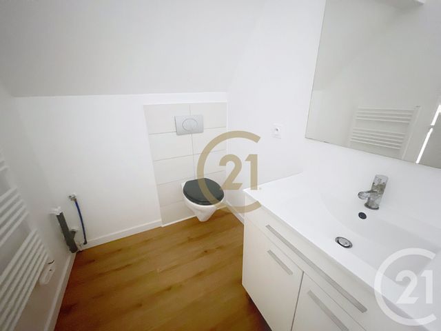 Appartement Studio &agrave; louer - 1 pi&egrave;ce - 31,41 m2 - Valentigney - 25 - FRANCHE-COMTE