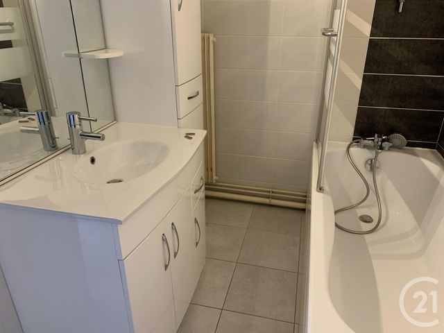 Appartement F2 &agrave; louer - 2 pi&egrave;ces - 49,35 m2 - Montbeliard - 25 - FRANCHE-COMTE